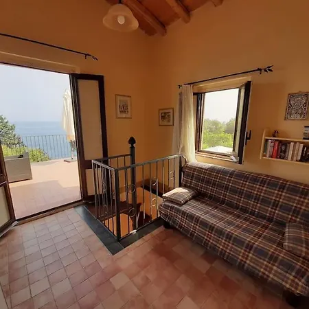 Nyaraló Lemon's House By The Sea